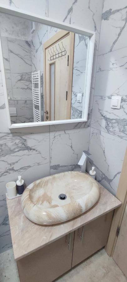 Jacuzzi Belle View Sinaia-Free Parkingアパートメント エクステリア 写真